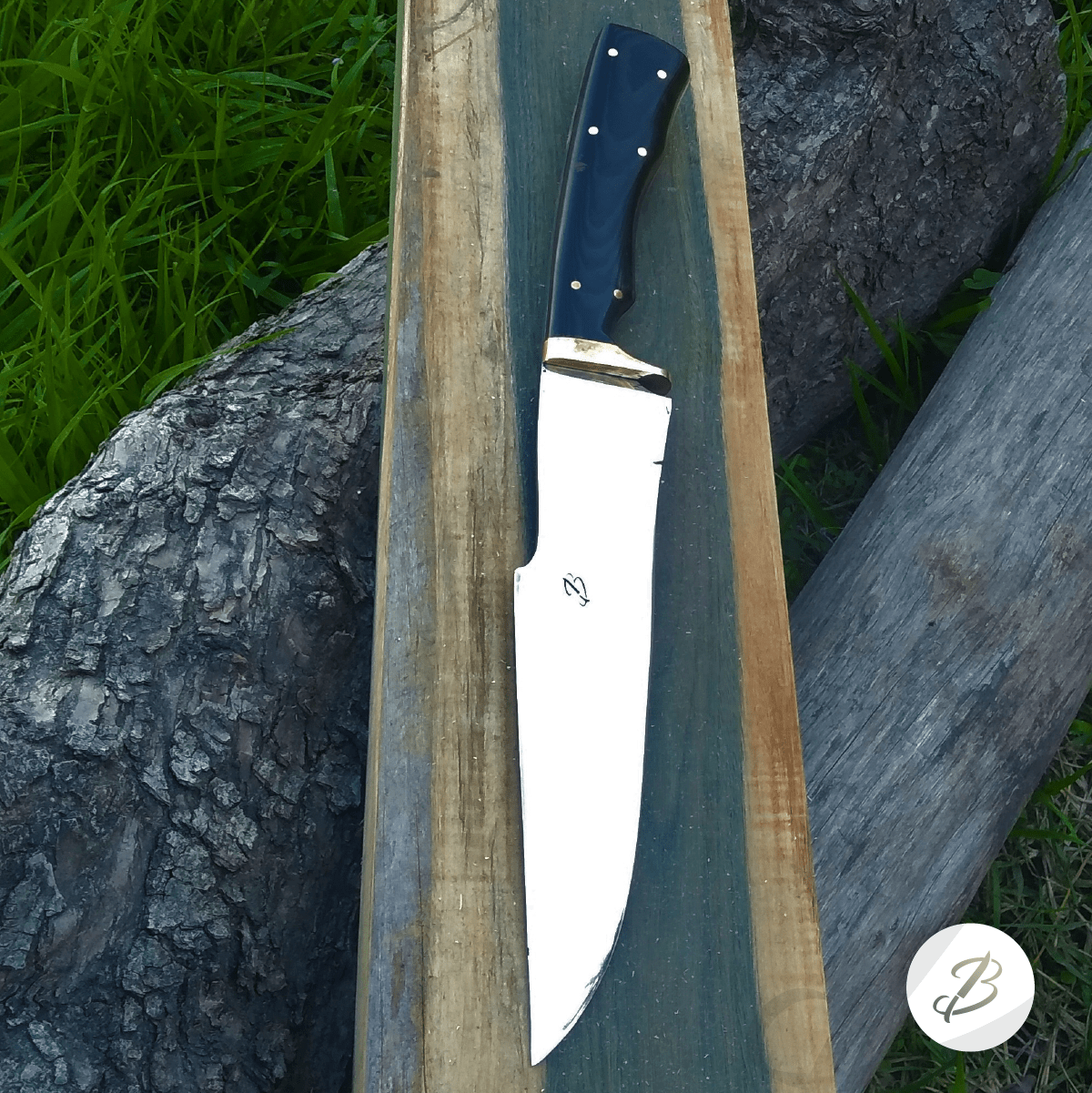 Cuchillo Monte